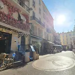 Charming One-bedroom Flat On Rue Hoche Appartement Cannes