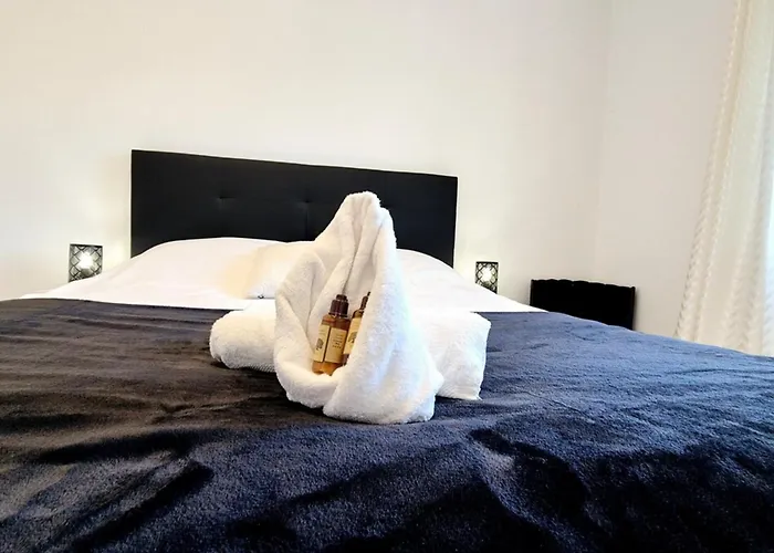 Charming One-bedroom Flat On Rue Hoche Apartamento *