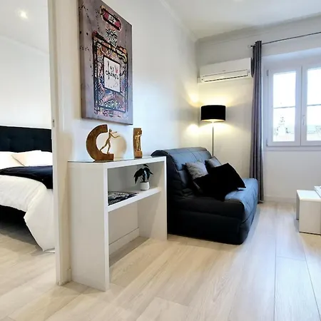 Lejlighed Charming One-bedroom Flat On Rue Hoche *