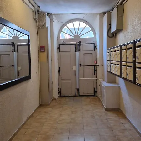 Charming One-bedroom Flat On Rue Hoche Daire
